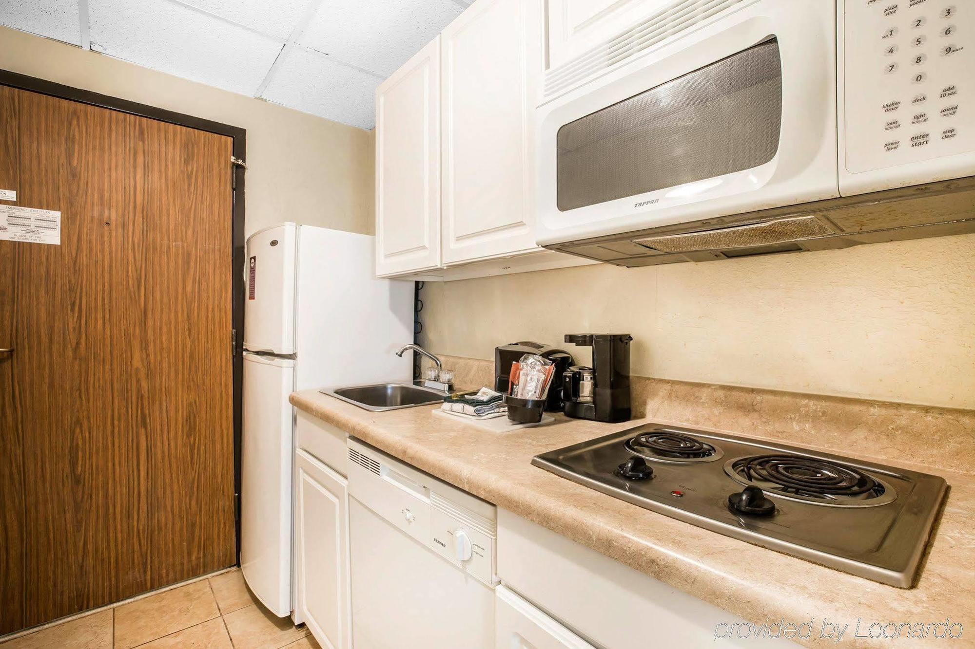 Likehome Extended Stay Hotel Уорнер-Робинс Экстерьер фото